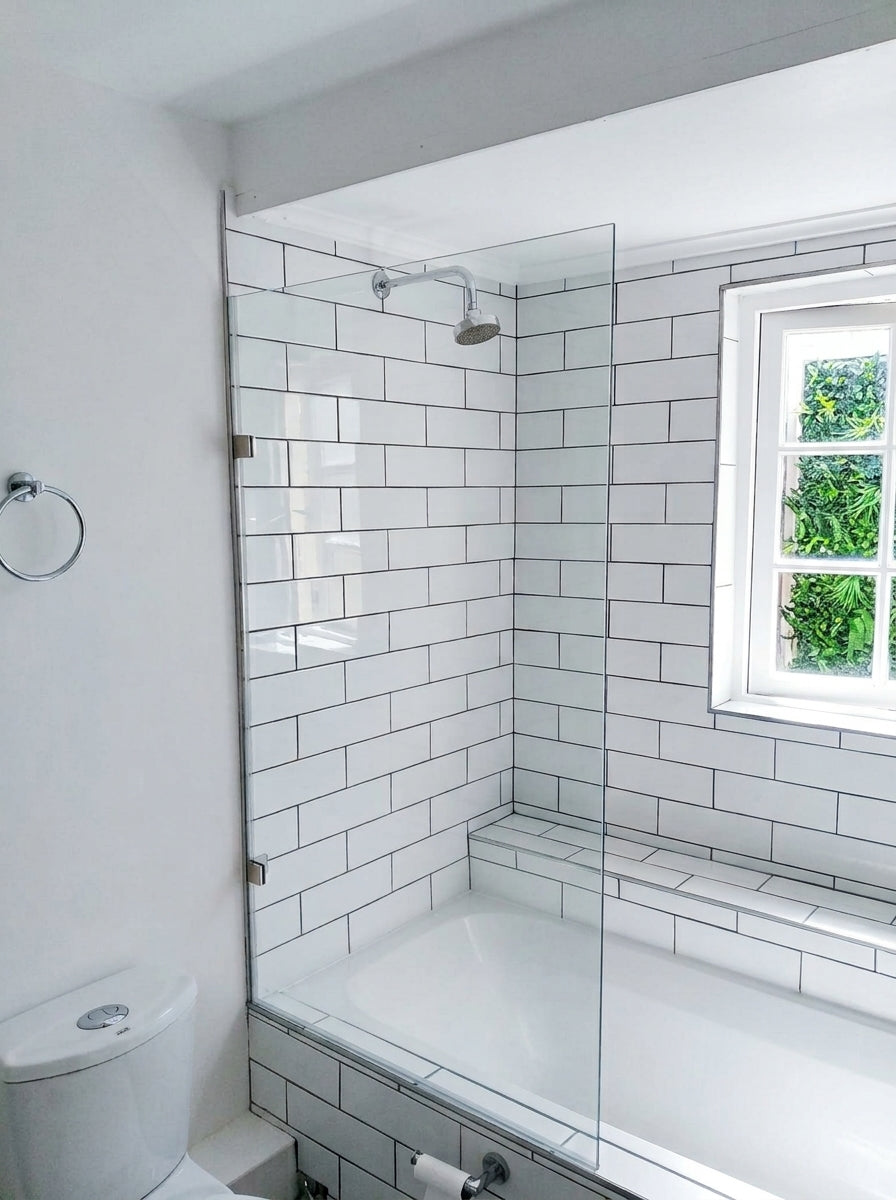 Fixed Bath Screen, 800 x 1400mm, Clear Glass